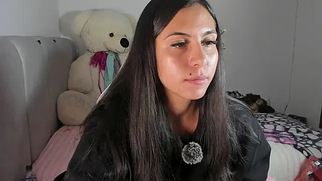 Sarahcutexoxox online show from June 3, 2026, 2:34 am