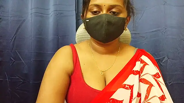 Snapshot of Pavani-Sexy chatting on July 13, 2026, 12:59 pm Pavani-Sexy online show from July 13, 2026, 12:59 pm