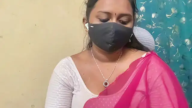Pavani-Sexy online show from April 25, 2026, 7:44 am