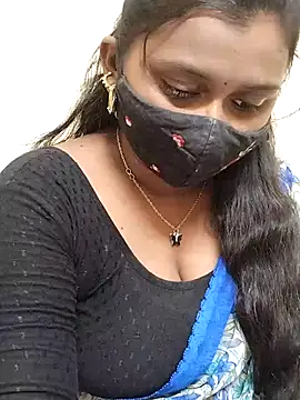 Pavani-Sexy online show from November 18, 2025, 5:44 am