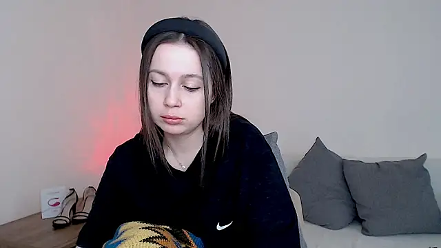 lustxSALLY online show from April 17, 2026, 5:54 am