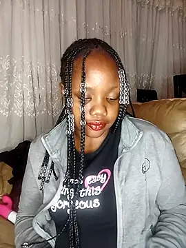 Snapshot of Sweet_HoneyPot1 chatting on February 15, 2026, 8:41 pm Sweet HoneyPot1 online show from February 15, 2026, 8:41 pm