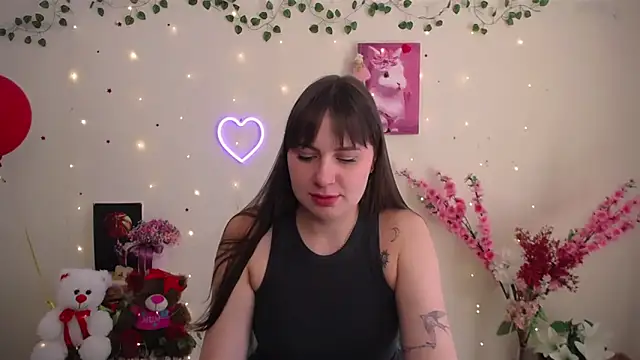 Amanda Bright  online show from April 29, 2026, 9:24 am