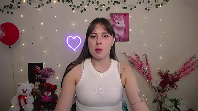 Amanda Bright  online show from April 30, 2026, 9:38 am