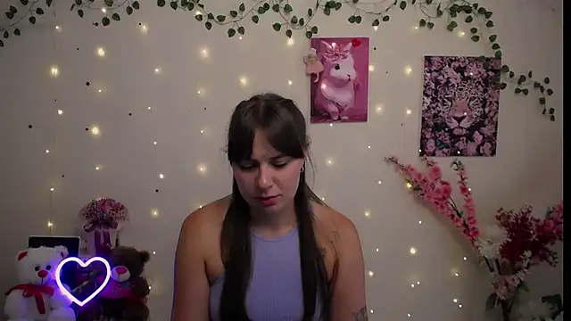 Snapshot of Amanda_Bright_ chatting on August 4, 2026, 11:26 am Amanda Bright online show from August 4, 2026, 11:26 am