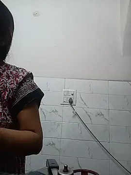 Snapshot of Trisha_71 chatting on July 17, 2026, 3:42 pm Trisha 71 online show from July 17, 2026, 3:42 pm