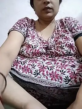 Snapshot of Trisha_71 chatting on July 11, 2026, 4:07 pm Trisha 71 online show from July 11, 2026, 4:07 pm