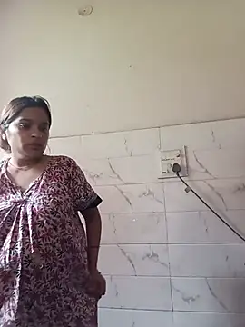 Snapshot of Trisha_71 chatting on June 27, 2026, 4:07 am Trisha 71 online show from June 27, 2026, 4:07 am