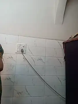 Snapshot of Trisha_71 chatting on July 9, 2026, 11:42 am Trisha 71 online show from July 9, 2026, 11:42 am