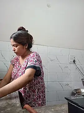 Snapshot of Trisha_71 chatting on July 25, 2026, 3:47 am Trisha 71 online show from July 25, 2026, 3:47 am