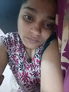 Snapshot of Trisha_71 chatting on July 28, 2026, 9:25 pm Trisha 71 online show from July 28, 2026, 9:25 pm