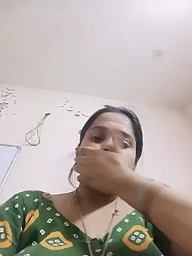 Snapshot of Trisha_71 chatting on June 30, 2026, 5:40 am Trisha 71 online show from June 30, 2026, 5:40 am