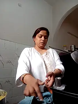 Trisha 71 online show from November 10, 2025, 3:55 am