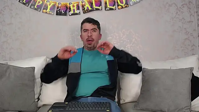 JuanKFit 45 online show from October 31, 2025, 1:30 pm