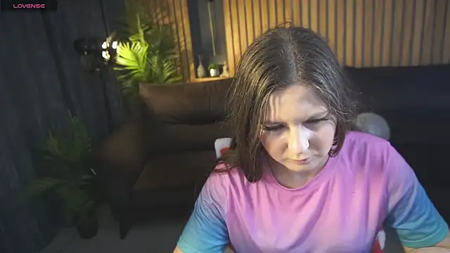 CraveeDoll online show from February 20, 2026, 7:16 pm