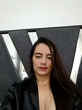 Demy Rhoades online show from October 27, 2025, 2:18 pm