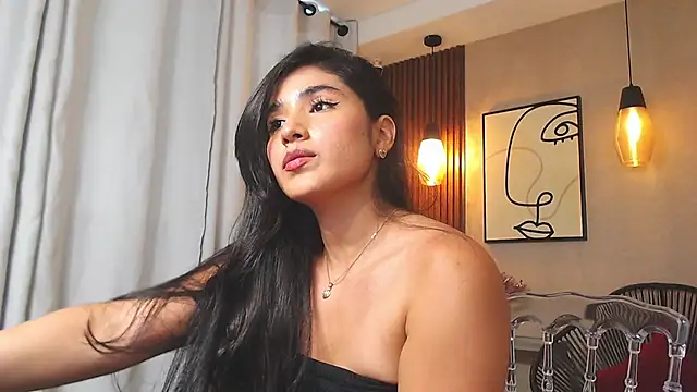 Lia Mar  online show from April 27, 2026, 6:50 pm