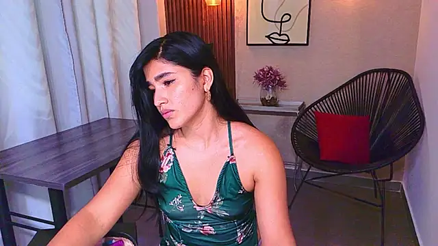 Snapshot of Lia_Mar_ chatting on July 13, 2026, 6:18 pm Lia Mar online show from July 13, 2026, 6:18 pm