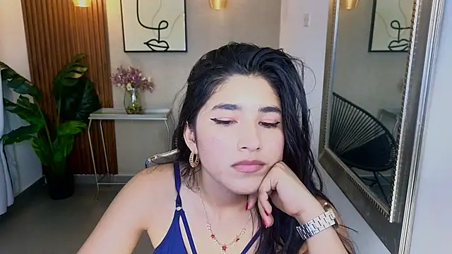 Lia Mar  online show from December 19, 2025, 6:10 pm