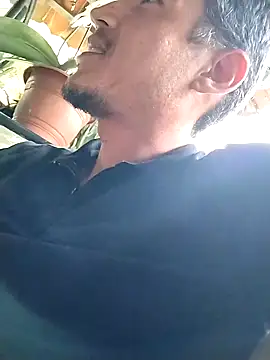 Snapshot of Boragozarvem chatting on October 17, 2025, 3:25 pm Boragozarvem online show from October 17, 2025, 3:25 pm