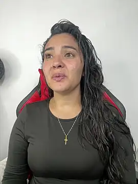 Snapshot of meli__brown chatting on February 13, 2026, 2:11 am meli brown online show from February 13, 2026, 2:11 am