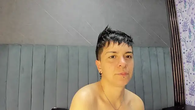  Hannah Hot online show from December 23, 2025, 1:49 am