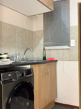 jayjayja19 online show from January 12, 2026, 8:25 pm