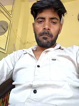 Snapshot of OmeningFurorji chatting on March 30, 2026, 5:20 am OmeningFurorji online show from March 30, 2026, 5:20 am