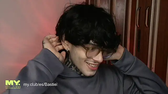 Mihail leroy online show from March 21, 2026, 2:02 am