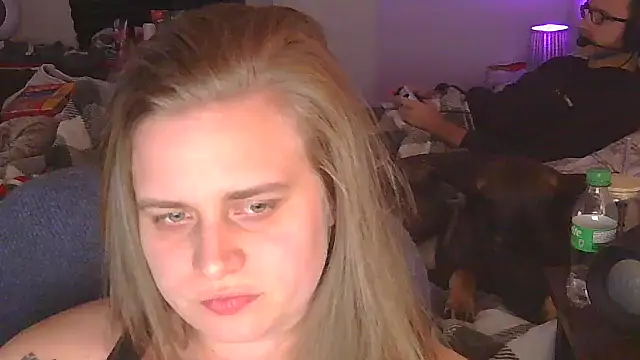 Sexyblonde12344 online show from November 22, 2025, 12:54 am