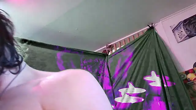 MasterDaddyCool online show from October 18, 2025, 5:20 am