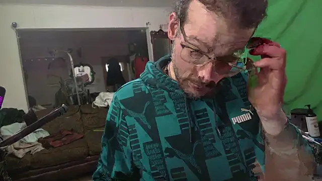 Snapshot of MasterDaddyCool chatting on March 6, 2026, 9:54 pm MasterDaddyCool online show from March 6, 2026, 9:54 pm