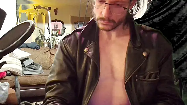 MasterDaddyCool online show from November 5, 2025, 10:13 pm