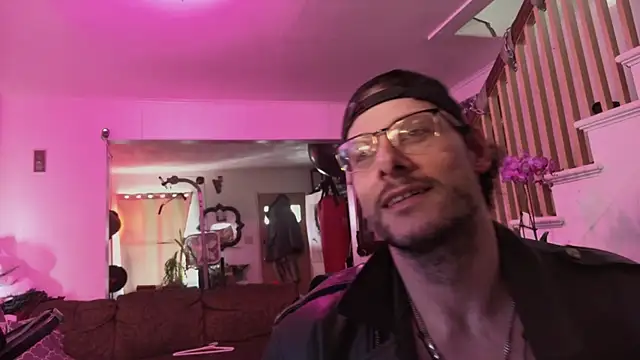 Snapshot of MasterDaddyCool chatting on March 8, 2026, 6:55 pm MasterDaddyCool online show from March 8, 2026, 6:55 pm