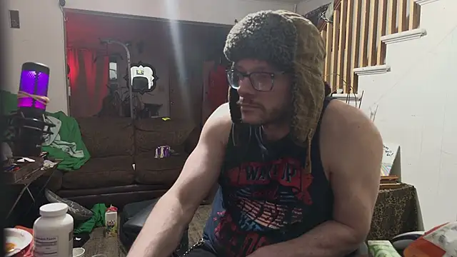 MasterDaddyCool online show from April 21, 2026, 1:42 am