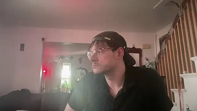 Snapshot of MasterDaddyCool chatting on May 13, 2026, 7:54 pm MasterDaddyCool online show from May 13, 2026, 7:54 pm
