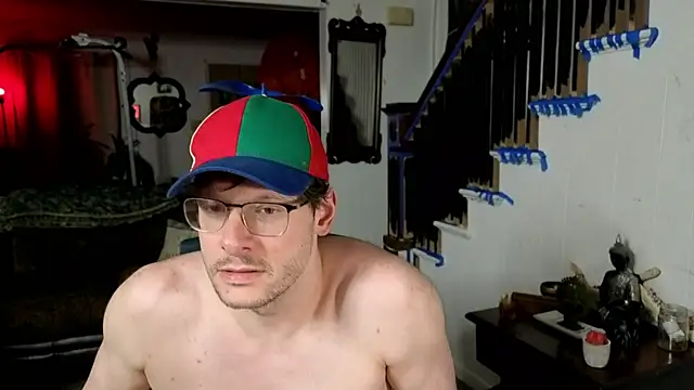 Snapshot of MasterDaddyCool chatting on June 8, 2026, 1:22 am MasterDaddyCool online show from June 8, 2026, 1:22 am