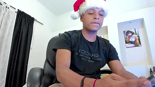 Ricky Owens1 online show from December 19, 2025, 8:44 pm