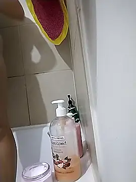 Mamii Dolcee online show from February 5, 2026, 4:30 am