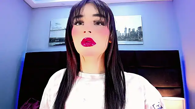 Valeria Rouss online show from October 18, 2025, 1:13 pm