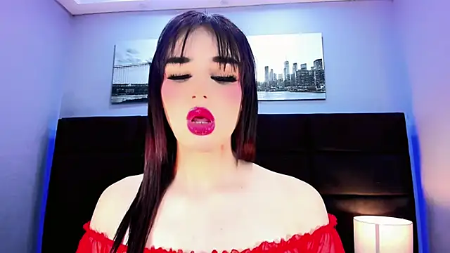 Valeria Rouss online show from October 26, 2025, 1:11 pm