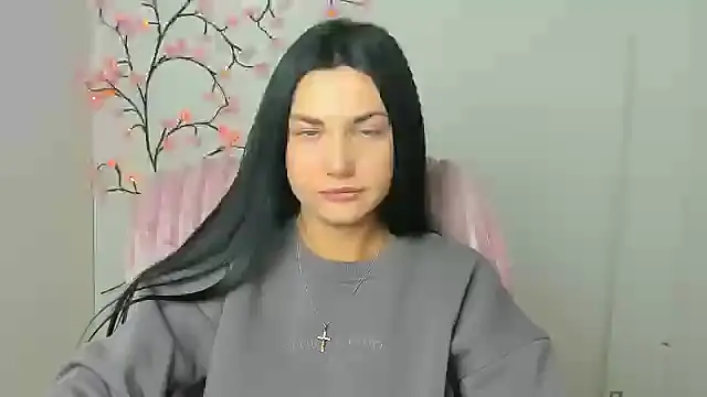 Lune Moon online show from February 6, 2026, 6:20 am