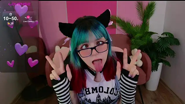 CoralineYoung online show from October 24, 2025, 5:17 am