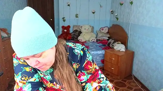 Audrey Aura online show from November 4, 2025, 5:33 am