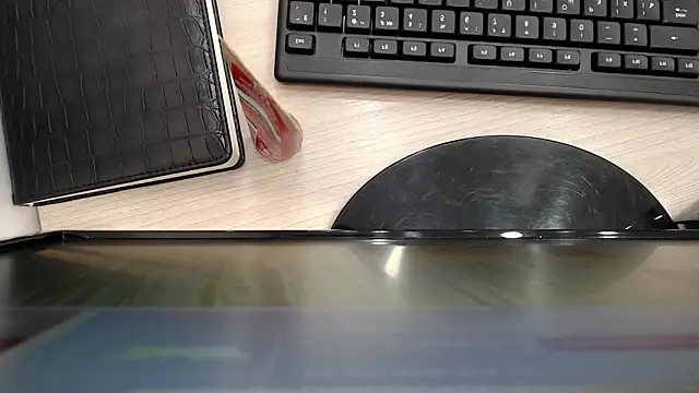 Snapshot of muriel_elvin chatting on December 5, 2025, 8:13 am muriel elvin online show from December 5, 2025, 8:13 am