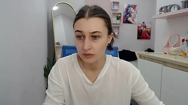 Snapshot of muriel_elvin chatting on December 1, 2025, 6:14 am muriel elvin online show from December 1, 2025, 6:14 am