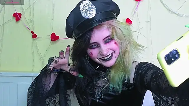 PortiaHedge online show from October 31, 2025, 6:26 pm