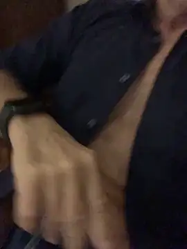 Snapshot of MARCO_NI chatting on October 25, 2025, 8:09 pm MARCO NI online show from October 25, 2025, 8:09 pm