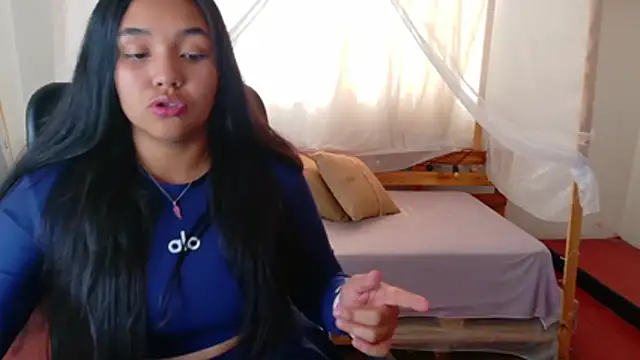 loreaniss online show from February 21, 2026, 8:44 pm