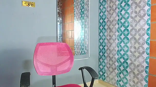 Snapshot of briamhoconor_xh chatting on August 7, 2026, 5:35 am briamhoconor xh online show from August 7, 2026, 5:35 am